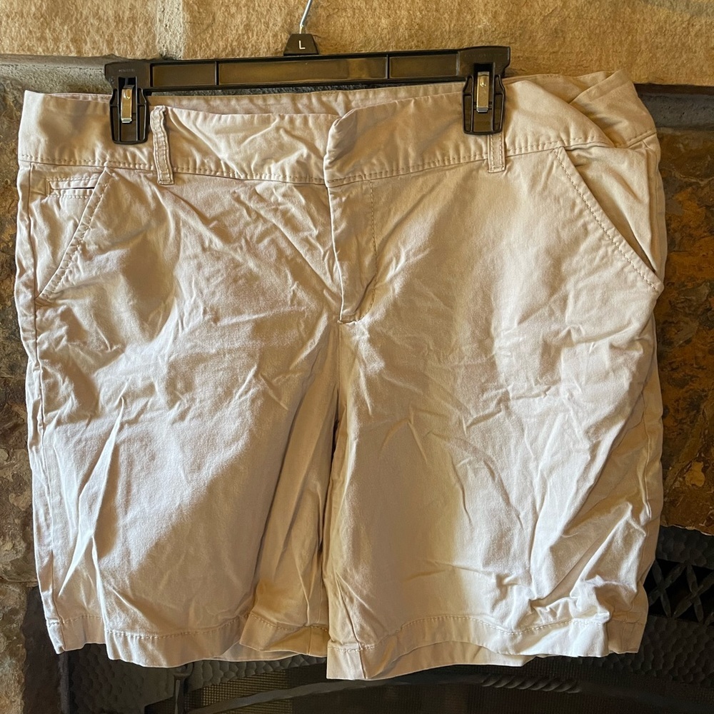 Caslon cotton casual chino shorts size 14